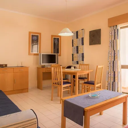 A27 - Secluded 2 Minutes From The Center *